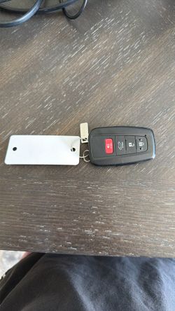 Toyota RAV4 Key