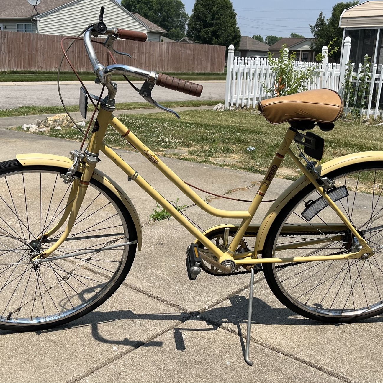 Huffy bay pointe 3 speed sale