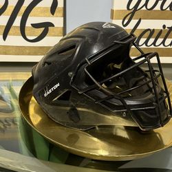 Easton Black Magic 2.0 Catchers Helmets