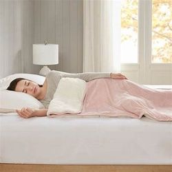 Sleep Philosophy
Velvet to Berber Weighted Blanket, 50" x 60. BRAND NEW IN BAG