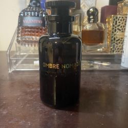 Louis Vuitton Ombre Nomade Fragrence. 100 ML.