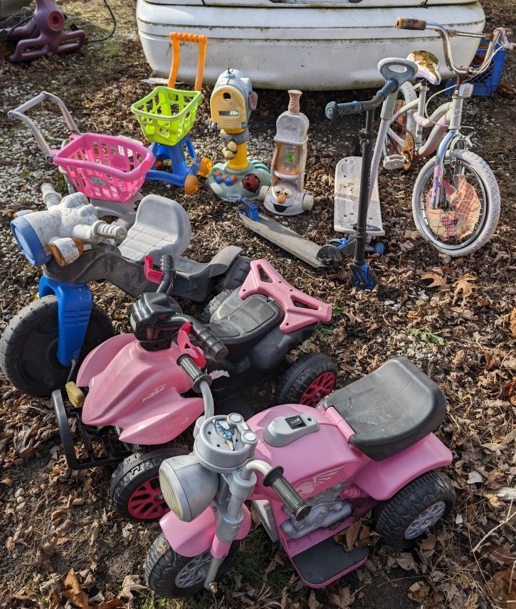 Choice Boys, Girls, Kids Big Wheel or Faded Pink Quad Ride On Bike Outside Toys 