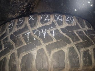 Just 1 Toyo Tire 35X12.50 