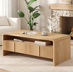 Coffee table (mesa de centro para sala) de madera acanalada