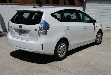 2012 Prius V station wagon