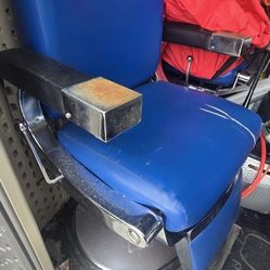Barber Chairs 