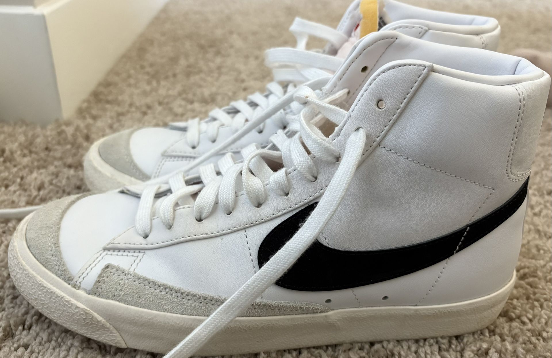 Nike Blazer Mid ‘77