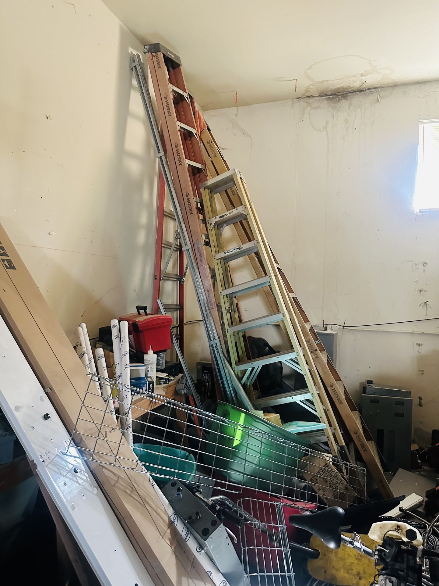 12’ Stepladder