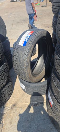 275/55/20 new tires set