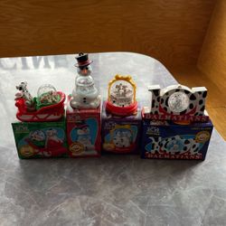 Set Of 4 Snow Globes 101 Dalmations 