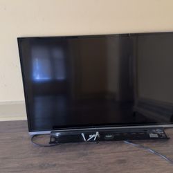 40" TOSHIBA Smart Tv