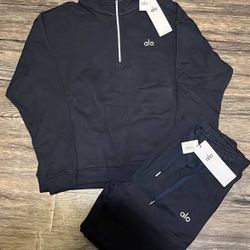 Alo Navy Blue Quarter-Zip Sweatshirt Set