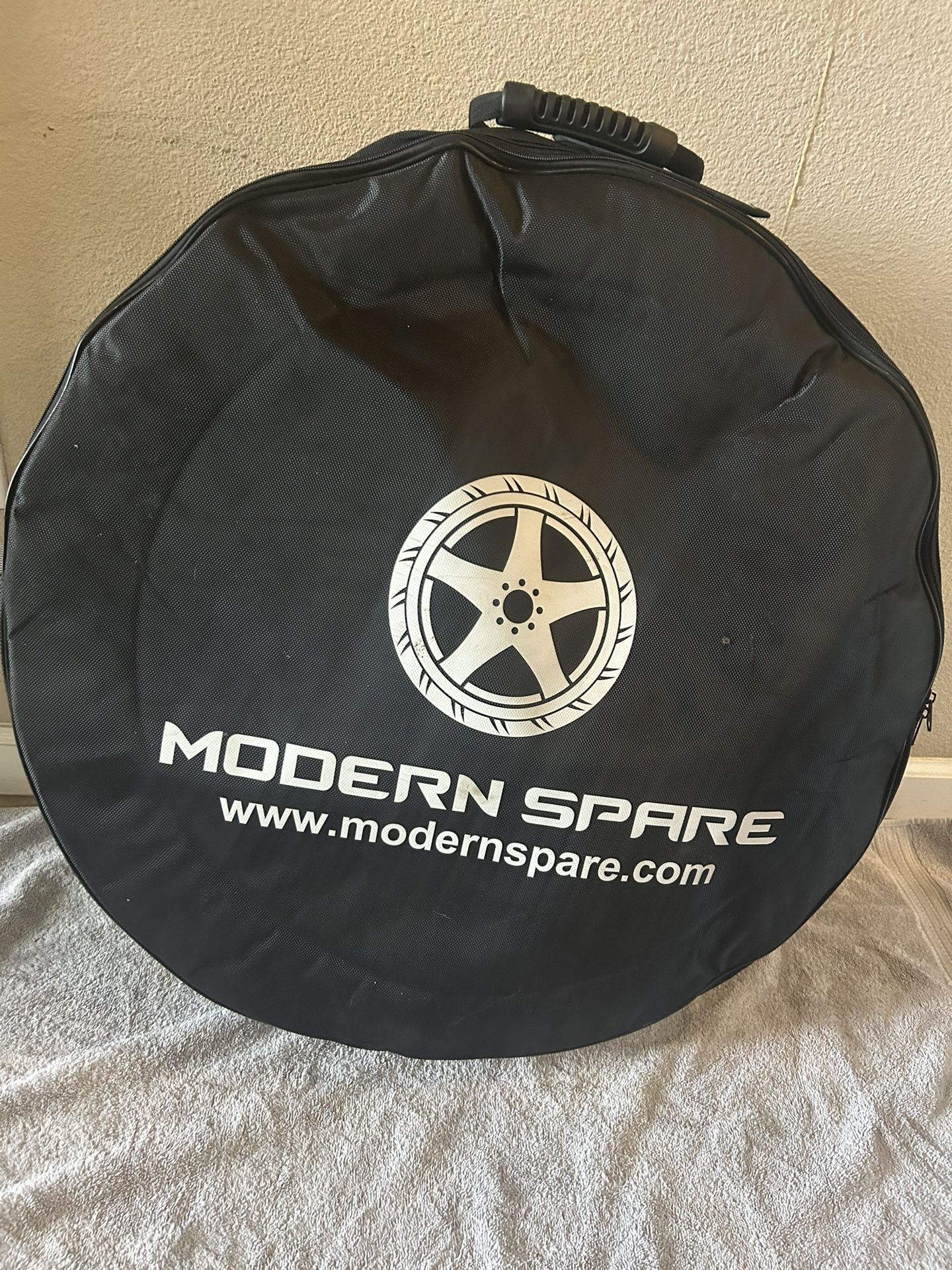 Brand New! Spare Tire Kit For 21-23 Dodge Challenger Charger