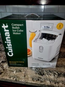 Cuisinart Compact Bullet Ice Maker