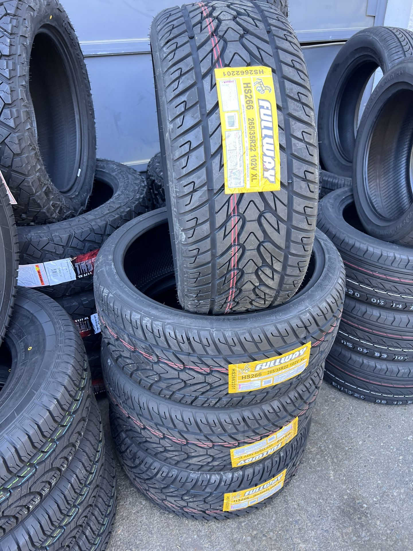 275/55R20 Set Of 4 Tires