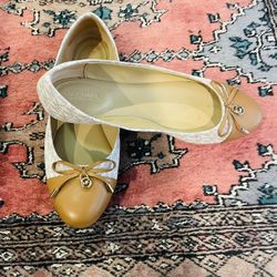 Michael Kors Vanilla MK Flat 9