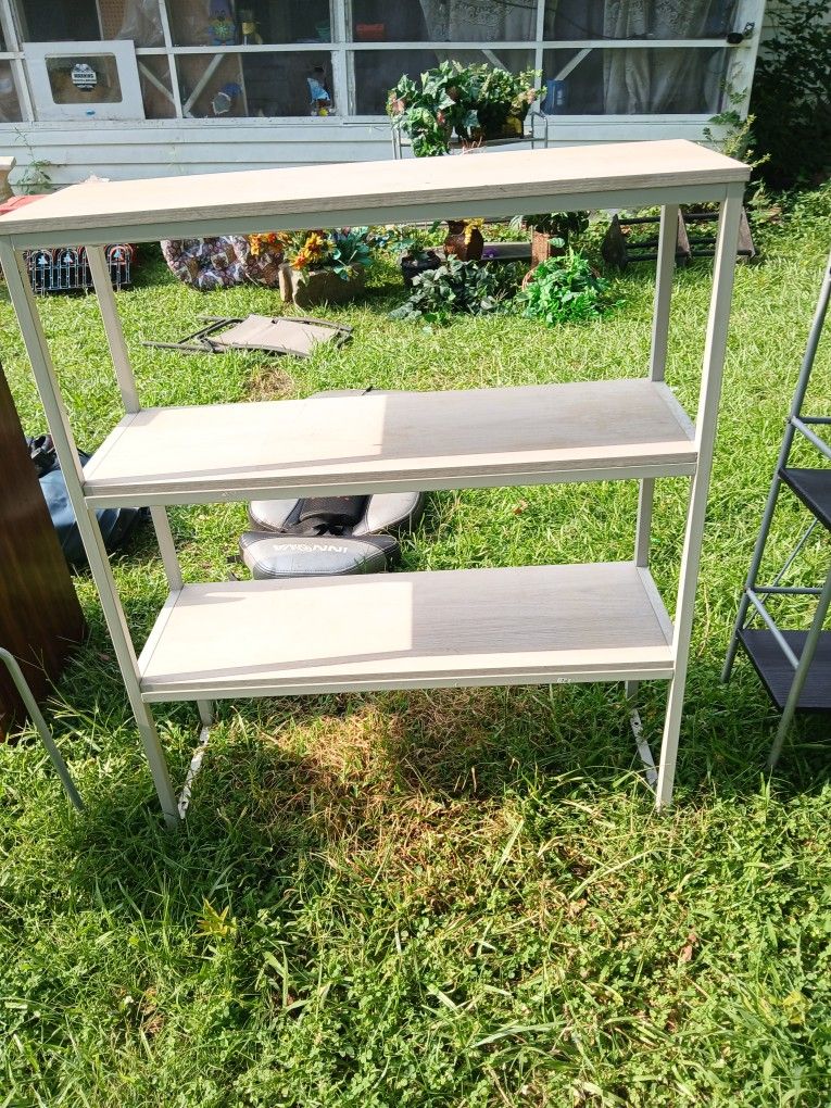 Shelve