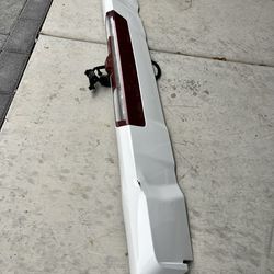 New Body Style Chevy Gmc Truck Third Brake Light Piece