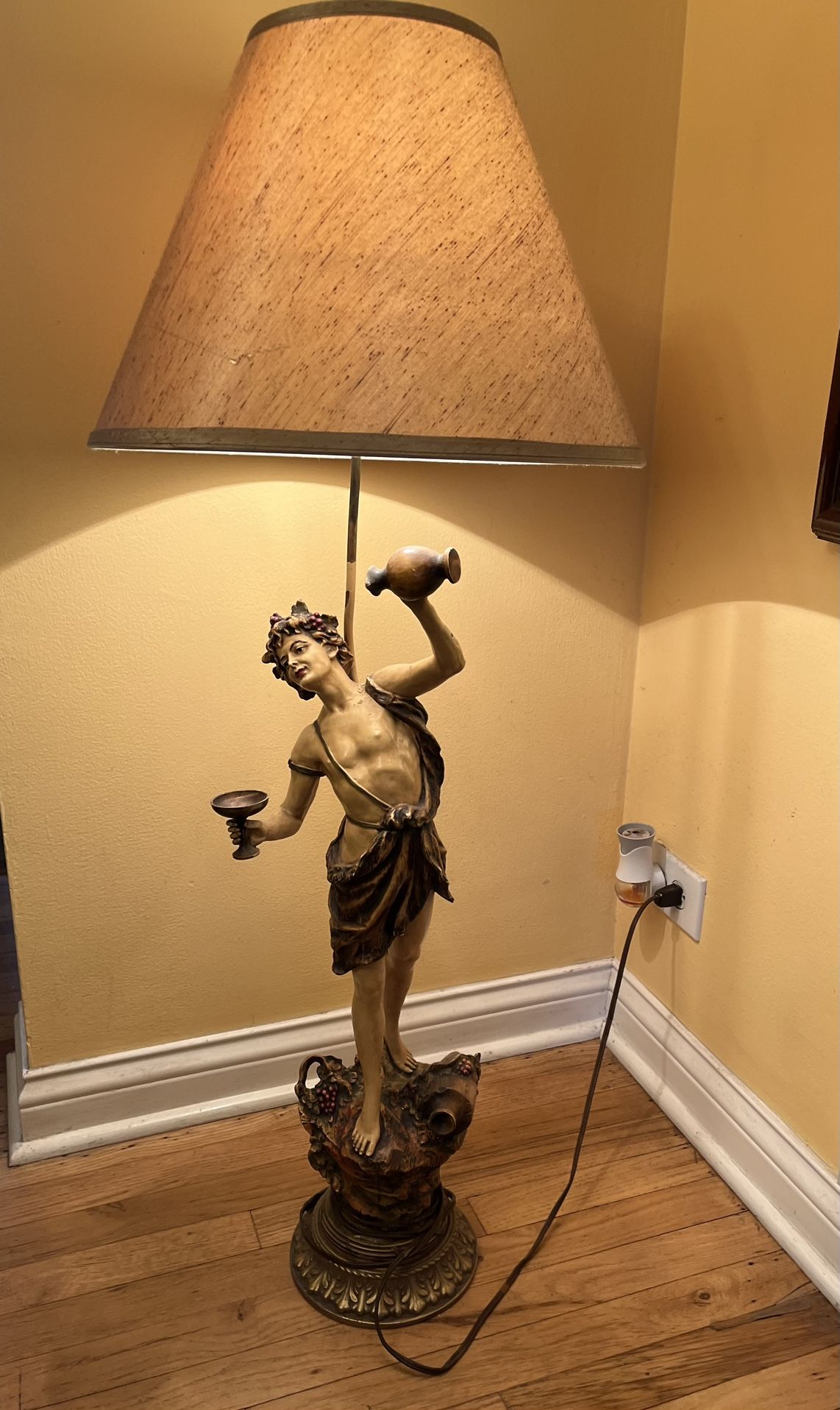 Table Lamp (antique)