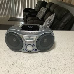 * RCA * Boombox Radio And Cd Player With Twin Bass Sound System . Like New . Mint . Must Be Seen To fully Appreciate . 
