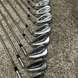 Ping G425 4-UW 10 Iron Set 