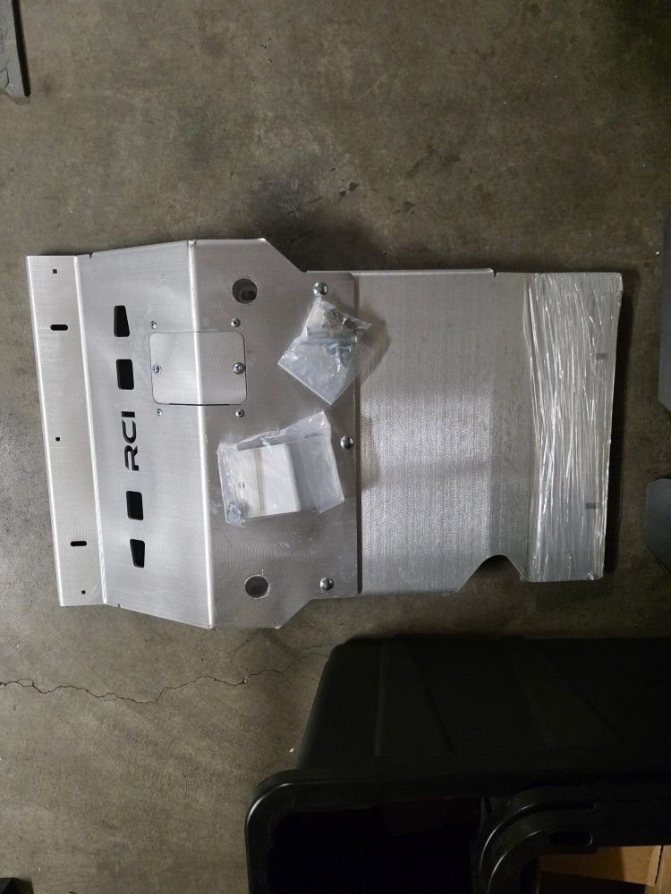 RCI RAW ALUMINUM SKID PLATE NEW
