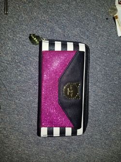 Luv Betsey wallet