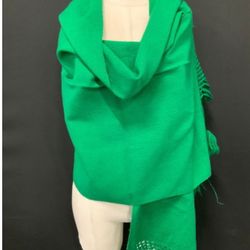 Irish Green Shawl or Furniture Runner w Tassels