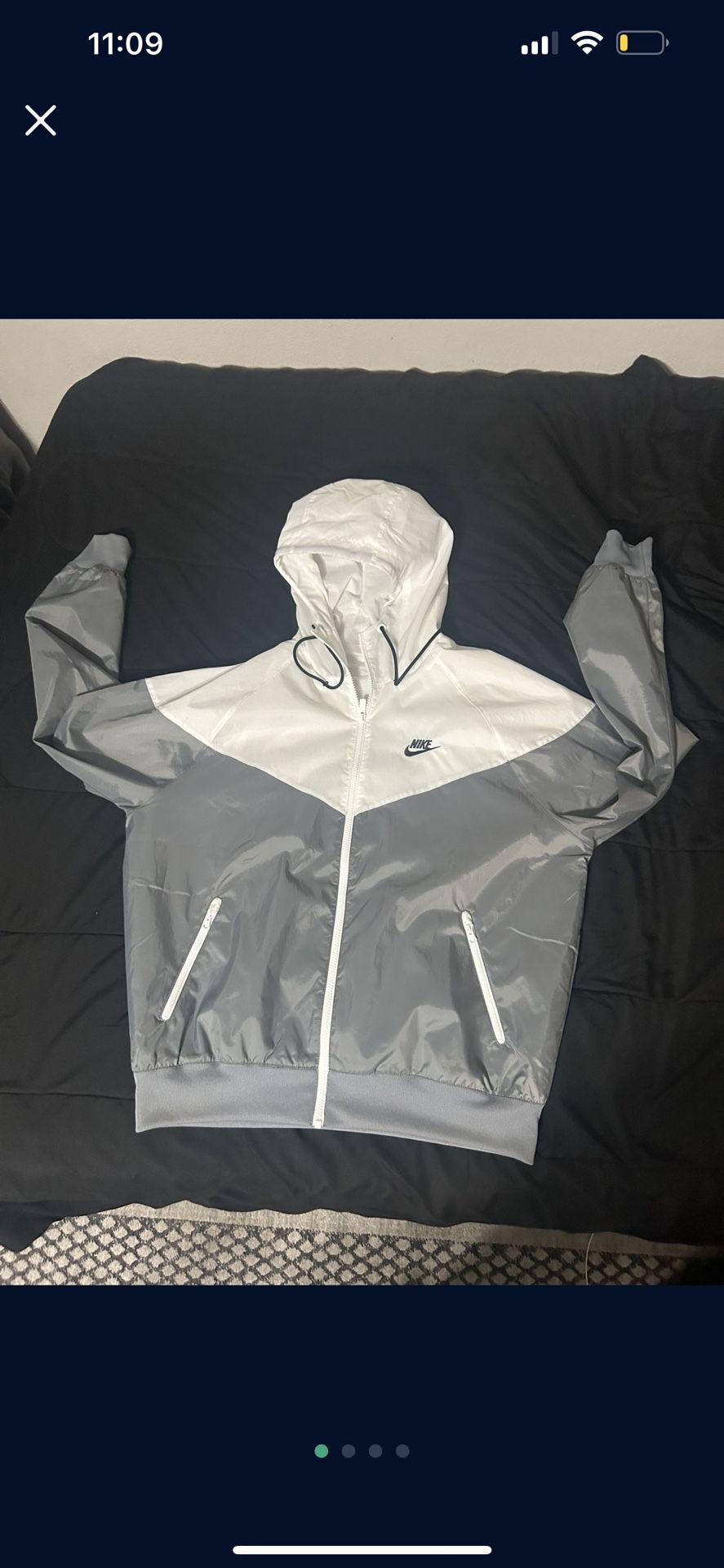 Nike windbreaker jacket