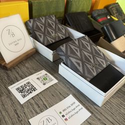 Men's wallet or purse