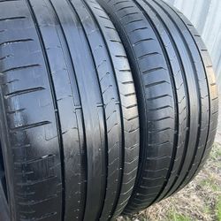2 Tires 255 35 21 Pirelli 