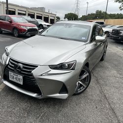 2019 Lexus IS