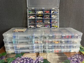 162 Hot Wheels in AMAZING 🤩 CONDITIONS, ⭐️ OPEN TO TRADES ⭐️