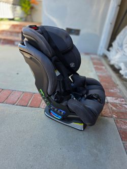 BRITAX CAR SEAT