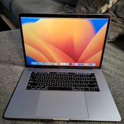 MacBook Pro 15" I7 512gb 