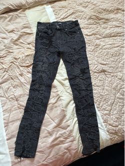 Size 30/32 Men black jeans