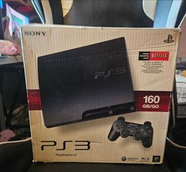 ​PS3 Slim 160GB Console in Box + Controller & Dead Space 3