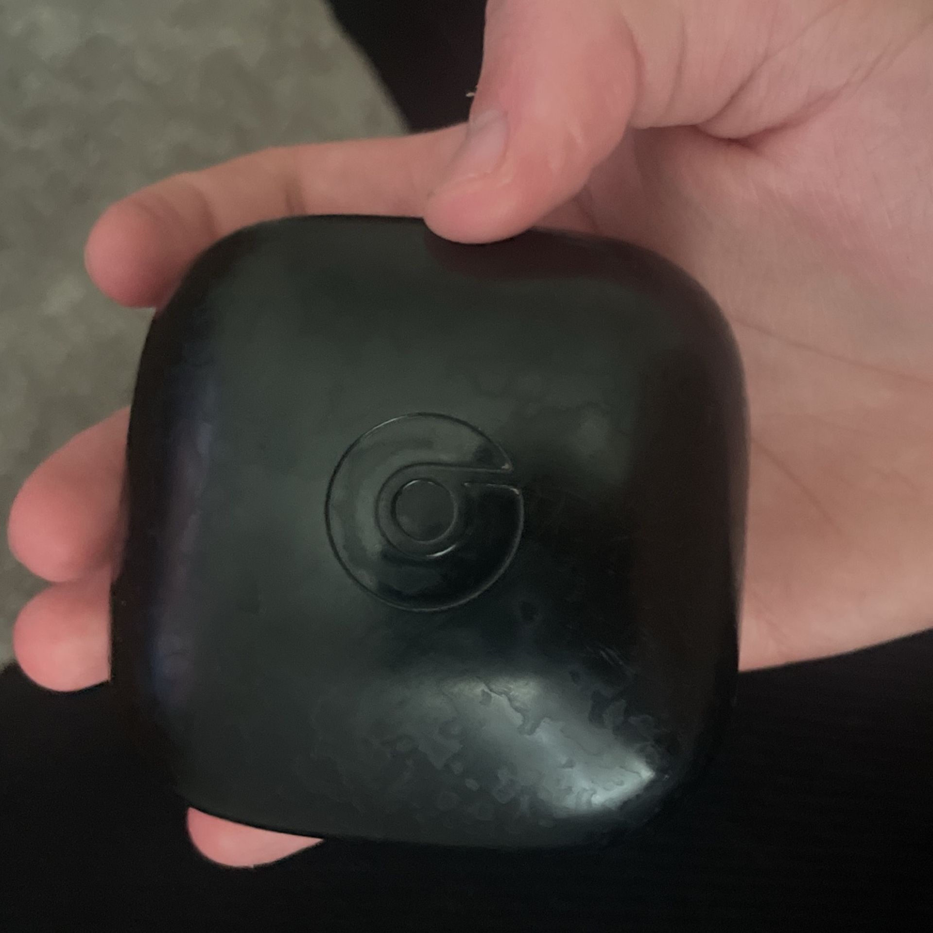 Apple Beats Pro