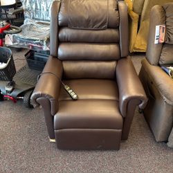 NEW Power Lift Chair, Brown Faux Leather