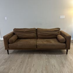 Loveseat/sofa 