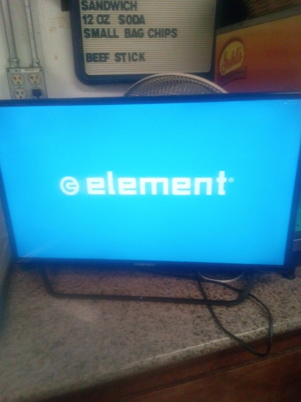 32in. Element Flat Screen Tv