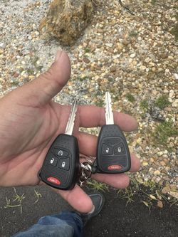 New Chyrsler Remote Key 