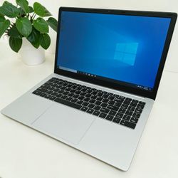 15.6” Full HD laptop / Windows 10 Pro / Microsoft Office / SSD / WiFi AC / Camera / HDMI / USB / Bluetooth / Charger