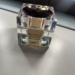 Estée Lauder Serum Foundation