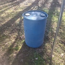 27 Gallon Food Grade Barrell 