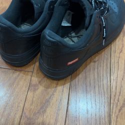 Supreme Nike Size 8
