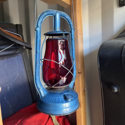 Dietz NY, Monarch, Blue Kerosene Lantern with Red Globe, Swing Handle