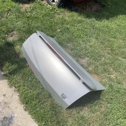 2007 Chrysler 300c Trunk/ Tailgate W Spoiler.