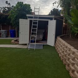 Werner 200 Lbs Capacity Aluminum Ladder