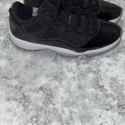 Jordan 11 Space Jam